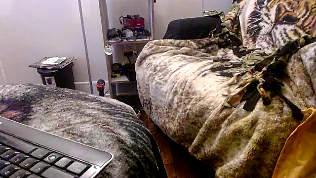 justinewe69 online show from 01-06-26, 03:43