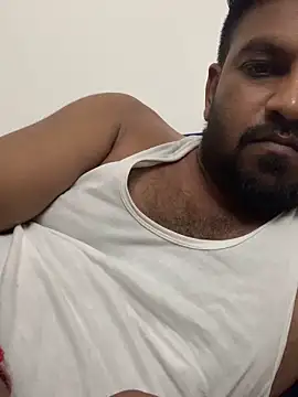 Snapshot of Rocky_1907 chatting on 05-19-26, 08:37 Rocky 1907 online show from 05-19-26, 08:37