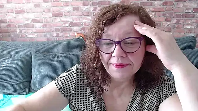 Snapshot of Adelewildx chatting on 03-16-25, 08:54 Adelewildx online show from 03-16-25, 08:54