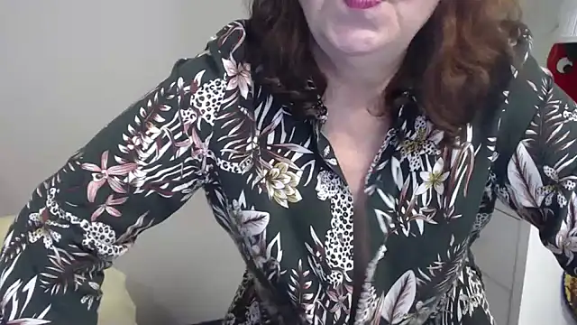 Snapshot of Adelewildx chatting on 03-20-25, 08:09 Adelewildx online show from 03-20-25, 08:09