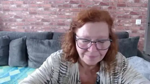 Snapshot of Adelewildx chatting on 10-11-25, 11:20 Adelewildx online show from 10-11-25, 11:20