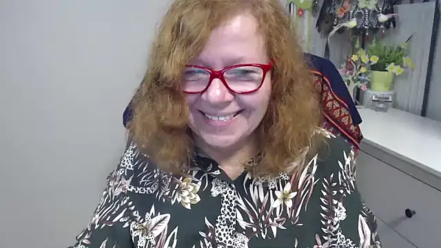 Snapshot of Adelewildx chatting on 10-29-25, 04:15 Adelewildx online show from 10-29-25, 04:15