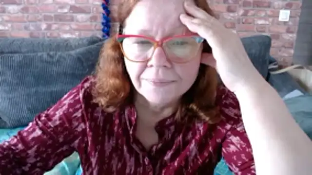 Snapshot of Adelewildx chatting on 12-17-25, 11:38 Adelewildx online show from 12-17-25, 11:38