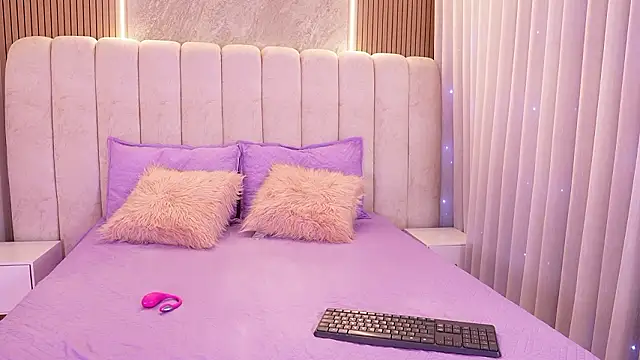 emyli sw  online show from 03-16-26, 03:12