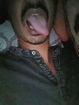 dreamtoungelick69 online show from 06-09-26, 10:43