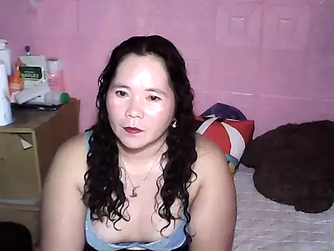 hotpusie 4u online show from 10-09-25, 04:05