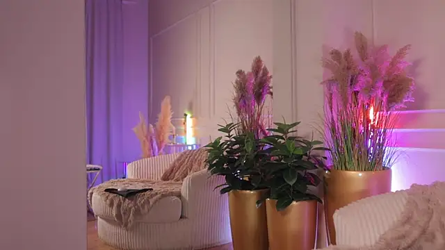 Snapshot of Anais_Bloom chatting on 07-13-26, 07:27 Anais Bloom online show from 07-13-26, 07:27