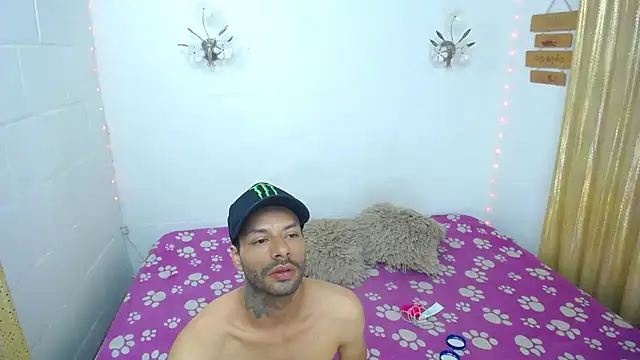 Snapshot of SexyKataShow chatting on 06-27-26, 11:32 SexyKataShow online show from 06-27-26, 11:32
