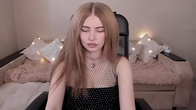 ViolettaLopez online show from 03-21-25, 10:28