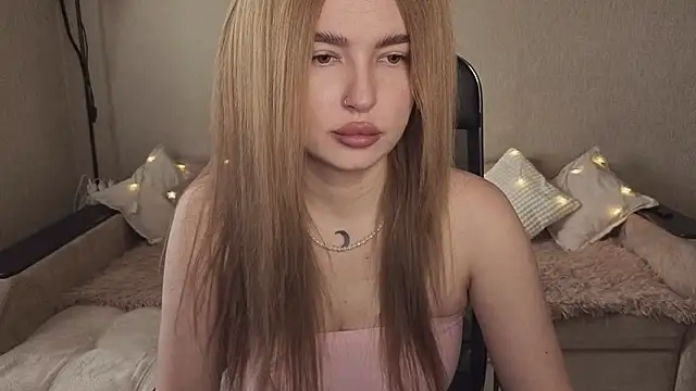 ViolettaLopez online show from 09-20-25, 12:50