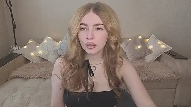 ViolettaLopez online show from 10-09-25, 11:30