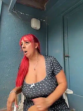 sofy alone online show from 02-15-26, 07:54