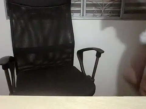 Snapshot of niceguyjr chatting on 10-05-25, 08:56 niceguyjr online show from 10-05-25, 08:56