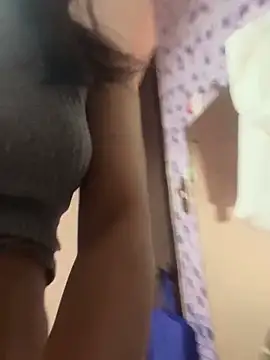 Snapshot of roman_and_jessie chatting on 02-14-26, 12:46 roman and jessie online show from 02-14-26, 12:46