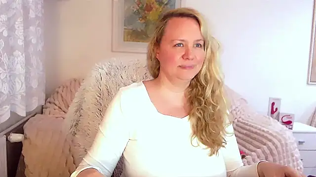 Sarah4you online show from 02-02-25, 01:12