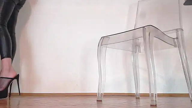 Lady-Nymph online show from 01-29-25, 03:47