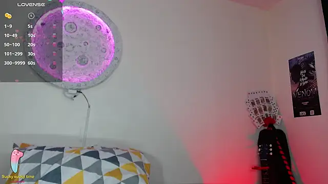 girl intense444 online show from 01-13-25, 01:17