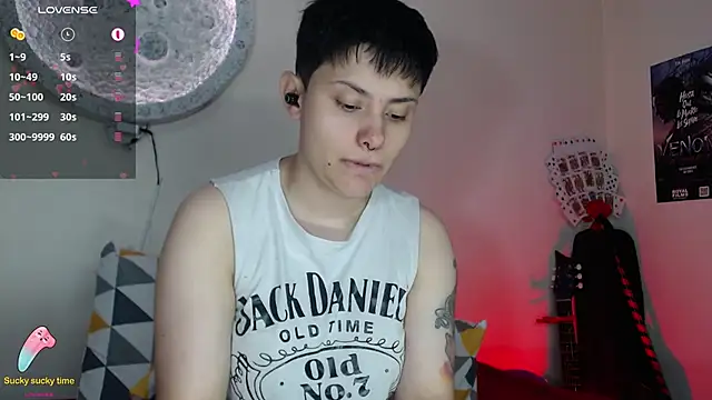 girl intense444 online show from 01-16-25, 04:28