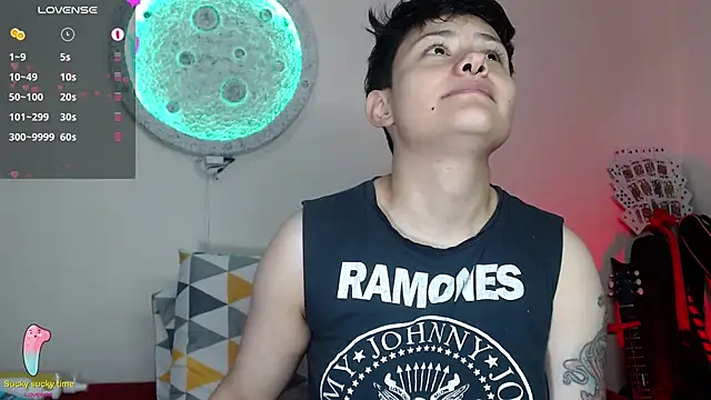 girl intense444 online show from 03-18-25, 04:15