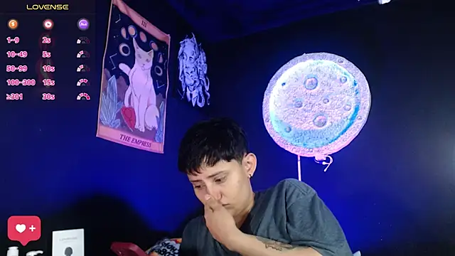 girl intense444 online show from 01-08-26, 01:24