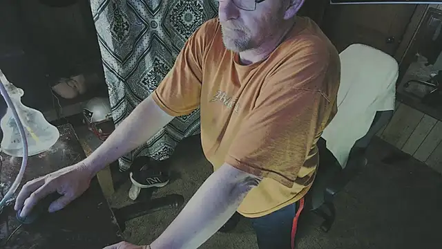 sex4fun 21 online show from 10-31-25, 03:40