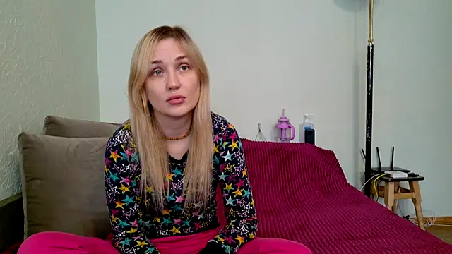 Snapshot of ModelEva chatting on 01-16-26, 10:41 ModelEva online show from 01-16-26, 10:41