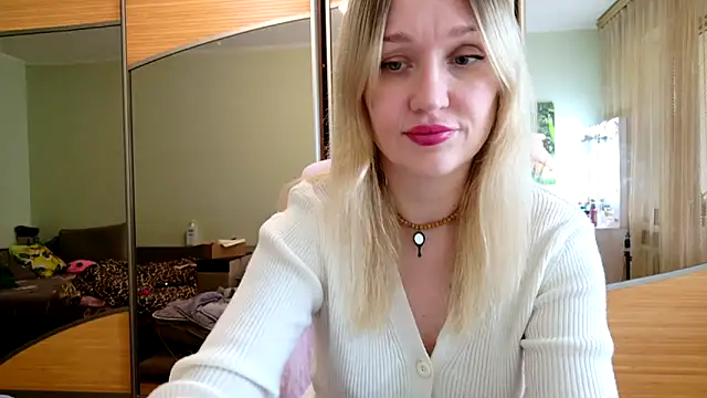 ModelEva online show from 04-24-26, 09:01