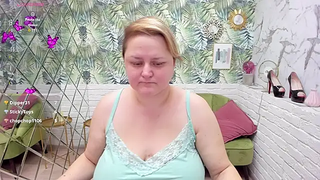 Snapshot of ScarlettSoft chatting on 01-27-25, 11:32 ScarlettSoft online show from 01-27-25, 11:32