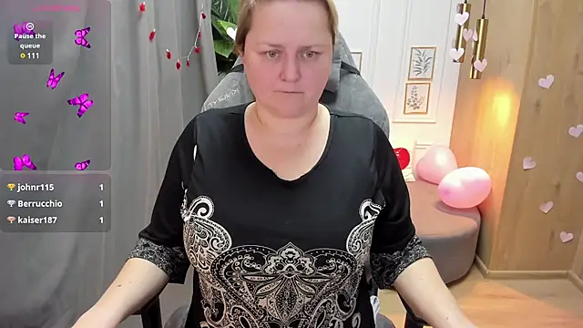 Snapshot of ScarlettSoft chatting on 02-18-25, 12:06 ScarlettSoft online show from 02-18-25, 12:06