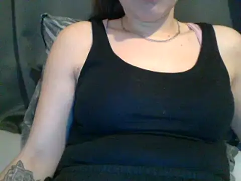 Snapshot of geilmeisje98 chatting on 02-14-25, 11:42 geilmeisje98 online show from 02-14-25, 11:42