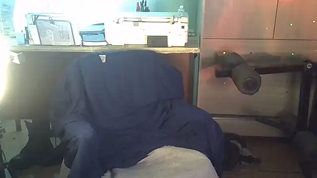 Snapshot of MILITARS chatting on 09-21-25, 07:59 MILITARS online show from 09-21-25, 07:59