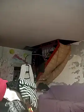 Snapshot of Blulilla69 chatting on 12-26-24, 03:53 Blulilla69 online show from 12-26-24, 03:53