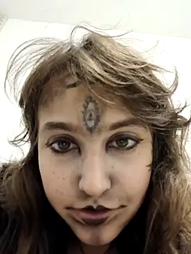 Snapshot of Blulilla69 chatting on 10-31-25, 11:06 Blulilla69 online show from 10-31-25, 11:06