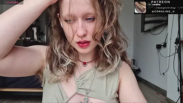 Snapshot of Hairy_Coraline chatting on 01-14-25, 07:59 Hairy Coraline online show from 01-14-25, 07:59