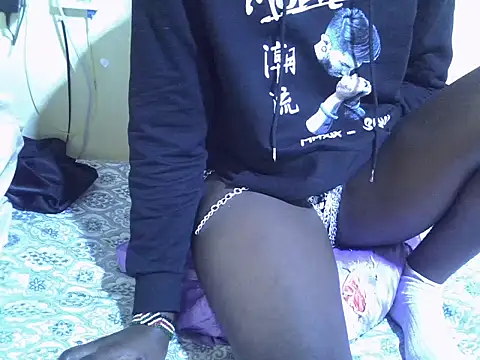 EbonyMina  online show from 12-01-25, 10:59