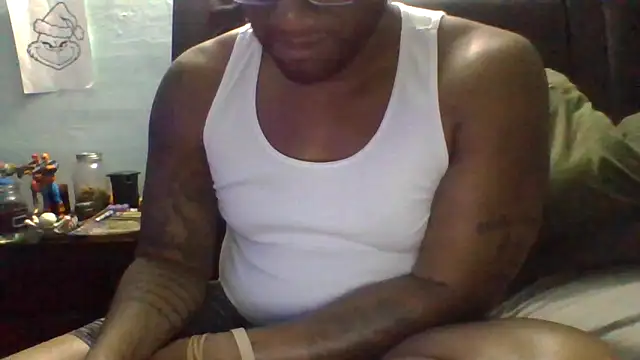 Snapshot of ReeferMadness59 chatting on 06-13-26, 05:27 ReeferMadness59 online show from 06-13-26, 05:27
