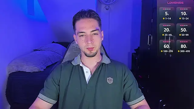 Alex smith00 online show from 10-11-25, 02:33