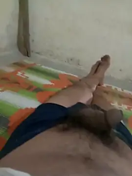 Snapshot of RandomSitcom chatting on 04-16-26, 08:26 RandomSitcom online show from 04-16-26, 08:26