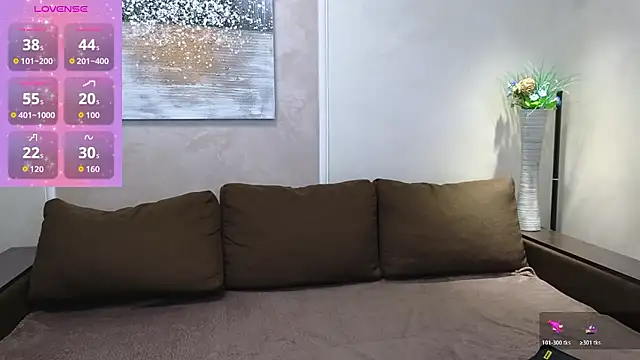 Snapshot of Lady_Murenza chatting on 01-07-26, 07:05 Lady Murenza online show from 01-07-26, 07:05