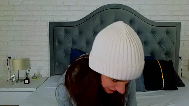 JennaMyers online show from 02-08-25, 02:36