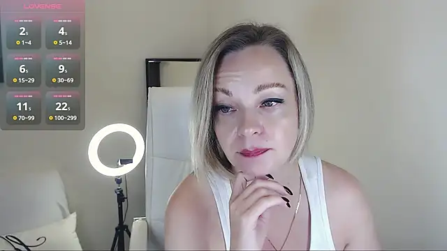 Tilly Eliot online show from 02-14-25, 09:21