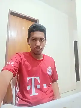 Vinicius5890 online show from 06-06-26, 03:44