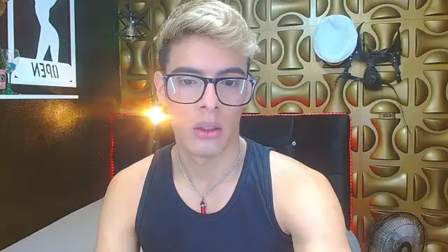 angel sexyevil online show from 02-03-25, 12:25