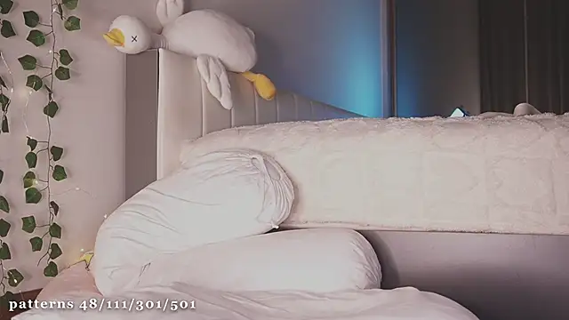 Snapshot of liassmolly1_couple chatting on 02-28-25, 03:04 liassmolly1 couple online show from 02-28-25, 03:04