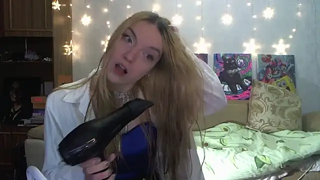 SecretSophia online show from 01-14-25, 05:23