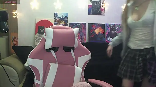 SecretSophia online show from 01-13-26, 05:40