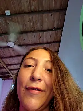 VickyHoult online show from 01-03-25, 07:50