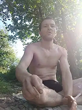 Snapshot of sexymann92 chatting on 06-21-26, 03:36 sexymann92 online show from 06-21-26, 03:36