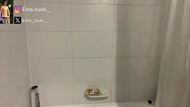 Snapshot of Emanuell__ chatting on 05-06-26, 10:59 Emanuell online show from 05-06-26, 10:59