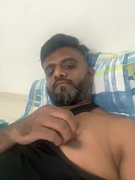 Snapshot of HIMSEXY chatting on 12-02-24, 04:31 HIMSEXY online show from 12-02-24, 04:31